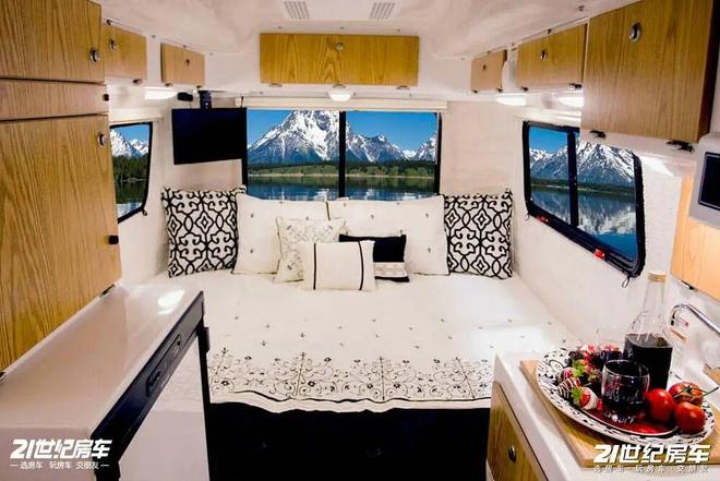 米拖挂独立号三面环窗能睡3口人！冰球突破平台谁说廉价没质感？5(图3)